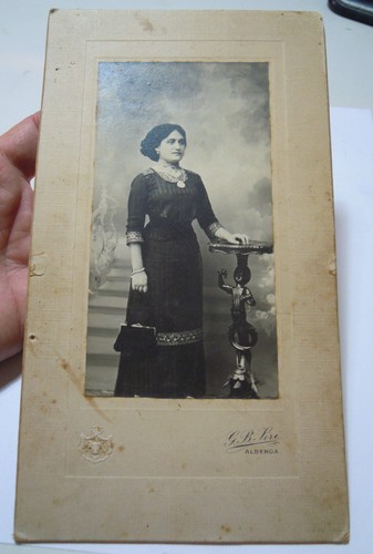 Fotografia cartonata ragazza - -,